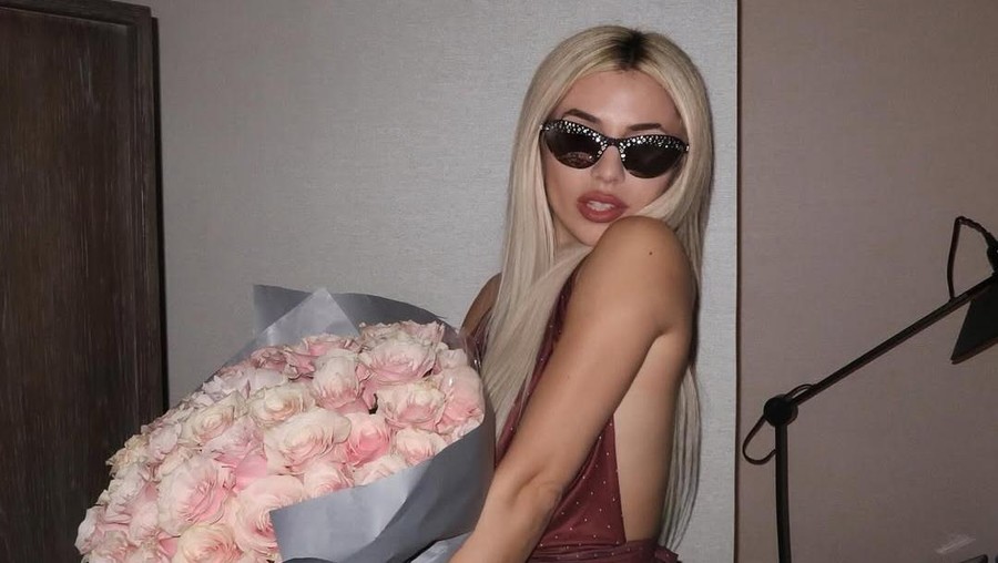 Lirik Lagu Don't Click Play - Ava Max - Insertlive.com Lirik Lagu Don't Click Play - Ava Max