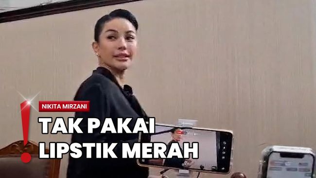 Lebih Lesu dari Biasanya, Nikita Mirzani Tetap Ikuti Sidang Meski Sakit