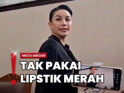 Lebih Lesu dari Biasanya, Nikita Mirzani Tetap Ikuti Sidang Meski Sakit