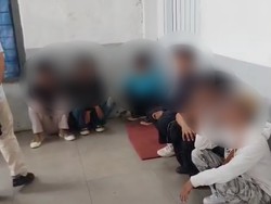 6 Remaja Hendak Demo di DPR Dicegat Polisi di Stasiun Sudimara