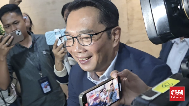 Eks Gubernur Jabar Ridwan Kamil mengaku lega usai hasil tes DNA membuktikan bahwa dirinya bukan ayah kandung dari anak selebgram Lisa Mariana berinisial CA.