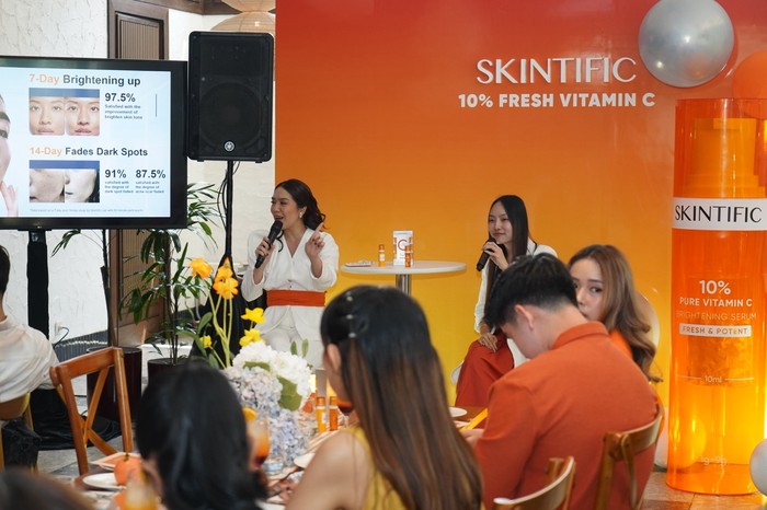 SKINTIFIC 10% Pure Vitamin C Brightening Serum