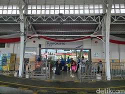 Stasiun Purwokerto Tetap Putar Di Tepinya Sungai Serayu, Ini Alasannya