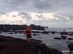Tiga Orang Hilang Terseret Arus di Pantai Mengening Badung