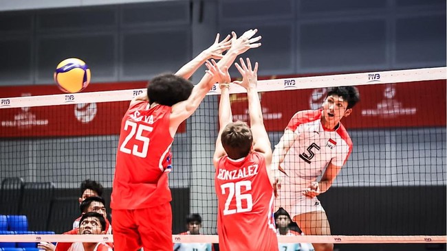 Indonesia Empaskan Puerto Rico, Dawuda Mencolok Jadi Top Skor Dawuda Alaihimas Salam kembali menunjukkan kualitas apik saat membantu Timnas Voli Putra Indonesia U-21 mengalahkan Puerto Rico.