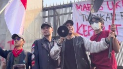 Demo Masih Bergulir, Andovi da Lopez Ajak Rekan Artis Berani Bersuara