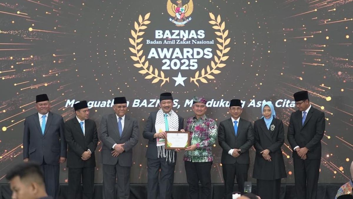 Perkuat Gerakan Zakat, Menteri hingga Gubernur Raih Baznas Awards 2025