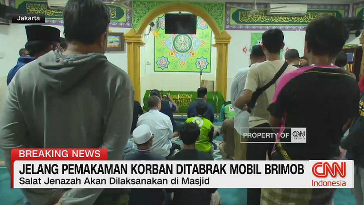 VIDEO: Jelang Pemakaman Korban Ditabrak Mobil Brimob