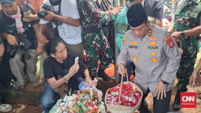 Kita Akan Tindak Tegas Anggota Kapolda Metro Jaya Irjen Asep Edi Suheri minta maaf atas kematian driver ojol Affan Kurniawan yang dilindas mobil rantis. Proses pengusutan sedang berlangsung.