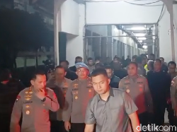 Kapolri Tiba di RSCM, Temui Keluarga Korban Tewas Dilindas Rantis Brimob