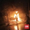 Dua Bus Polisi di Eks Mapolres Jakpus Dibakar, Markas Gegana Disatroni