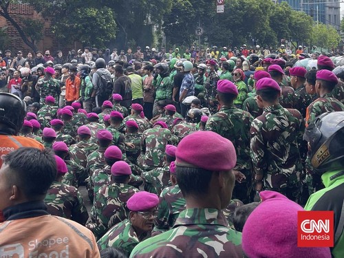 Menhan Sjafrie Sebut Gedung DPR Akan Terus Dijaga TNI