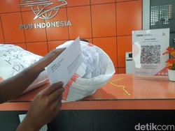 Warga Pati Kirim 7 Karung Surat ke KPK, Desak Bupati Sudewo Jadi Tersangka