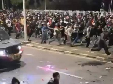 img-title Beredar Video di Dalam Rantis Brimob Sebelum Lindas Ojol, Teriak 'Tabrak Saja'