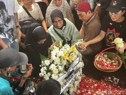 Tangis Pilu Ibunda Affan Kehilangan Tulang Punggung Dilindas Rantis Brimob