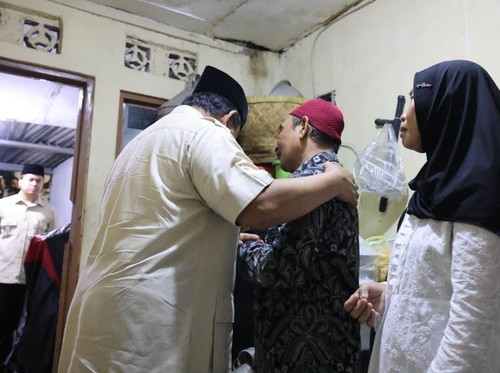 Kata-kata Prabowo kepada Keluarga Affan Kurniawan di Rumah Duka