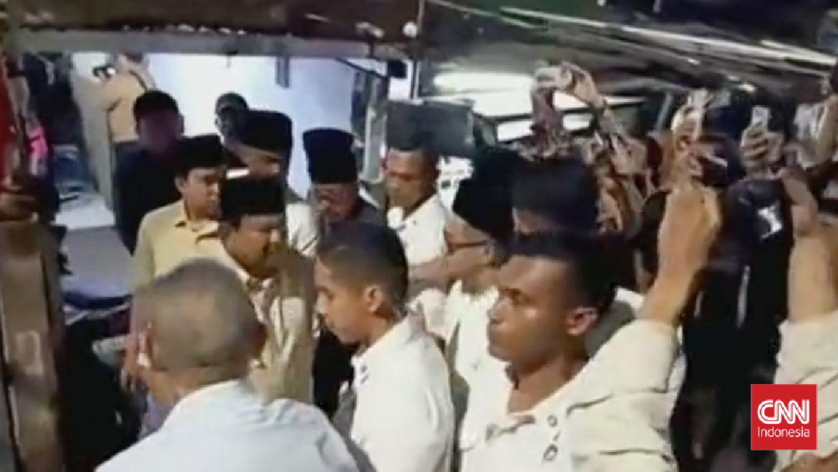 Prabowo ke Rumah Duka Affan Ditemani Seskab Teddy dan Sejumlah Menteri
