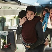 6 Rekomendasi Film Zombie di Netflix, Seru dan Menegangkan!