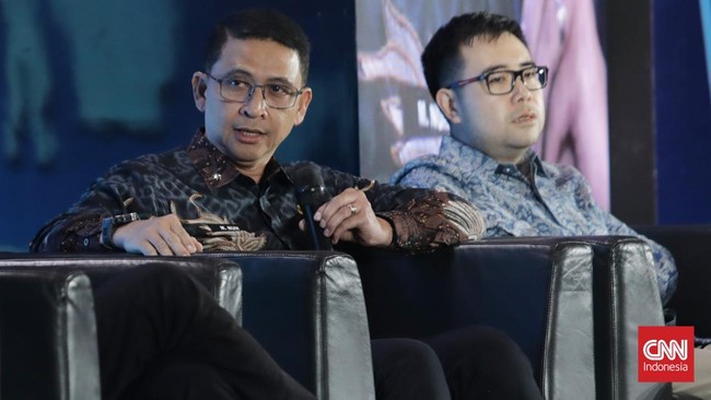 Ditjen Dukcapil Kementerian Dalam Negeri menegaskan pihaknya memperkuat pengelolaan data kependudukan melalui SIAK dan ABIS, serta aplikasi IKD.