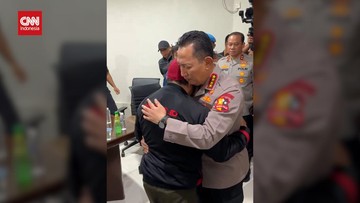 VIDEO: Kapolri Temui Keluarga Korban Ojol Tewas Dilindas Rantis