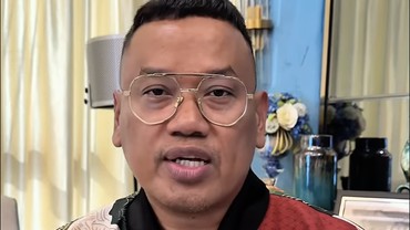 img-title Rumah Dijarah dan Dibakar Massa, Uya Kuya: Sedih tapi Ikhlas