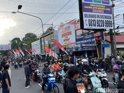 Massa Demo Bubar, Lalu Lintas di Simpang Tiga UIN Jogja Berangsur Lancar