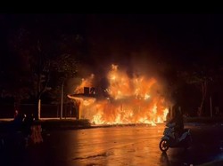 Ramai-ramai Serukan Demo Damai, Tolak Perusakan Transportasi Umum