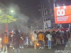 Massa Bakar Pos Polantas di Jambi, Akses Jalan Tergangu