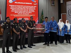 Kejari Sidoarjo Kembalikan Uang Korupsi Rp 1,8 M ke Perumda Delta Tirta