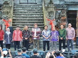 Kemenbud Gelar Pesta Rakyat di Bali, Hadirkan Seni Tari-Kuliner Nusantara