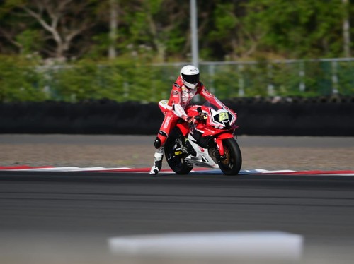 Rahasia Adenanta Menang Dramatis di Race 1 SS600 ARRC Mandalika