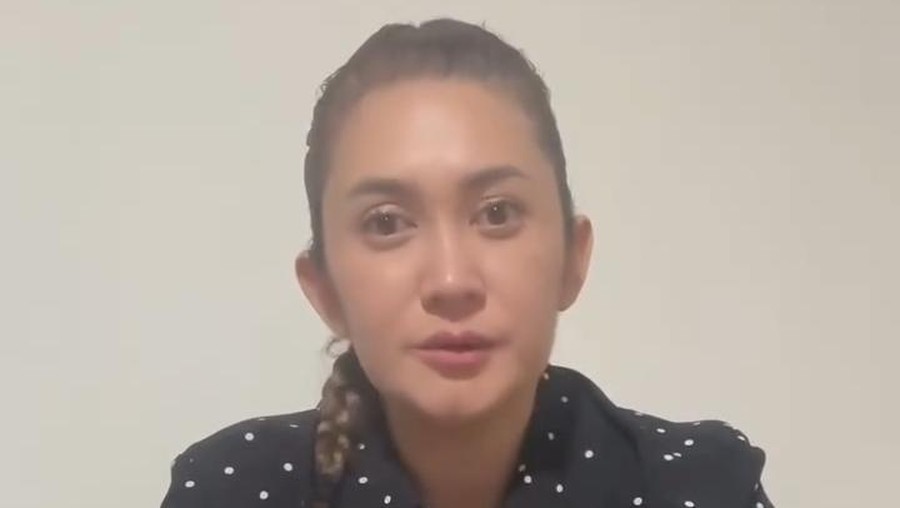 Nafa Urbach Tangkapan layar pemintaan maaf Nafa Urbach.