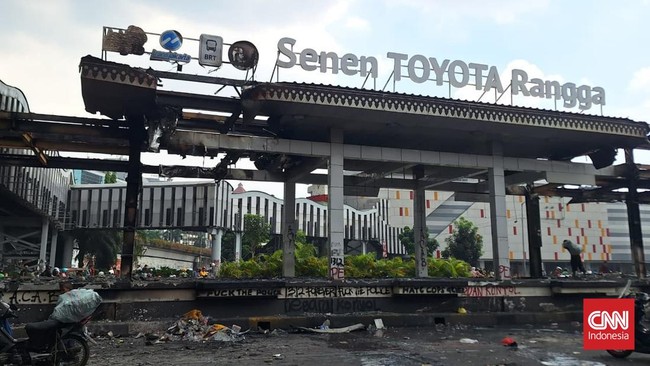 Kemendagri menghitung total kerugian akibat perusakan fasilitas umum dan gedung pemerintahan imbas demo di DKI Jakarta mencapai Rp50,4 miliar.