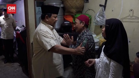 VIDEO: Prabowo Kunjungi Rumah Duka Affan Kurniawan
