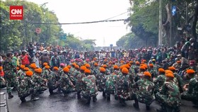 VIDEO: Massa Kembali Bergerak Demo di Mako Brimob Kwitang