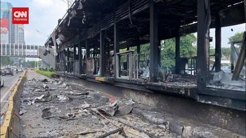 VIDEO: Penampakan Halte-Halte TransJakarta Usai Terbakar Tadi Malam