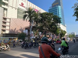 Tunjungan Plaza Tutup Imbas Demo, PHRI: Sejumlah Hotel Juga Terdampak
