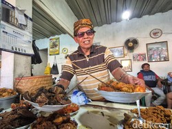 Nikmat dan Setara di Warung Abah Udin Sukabumi
