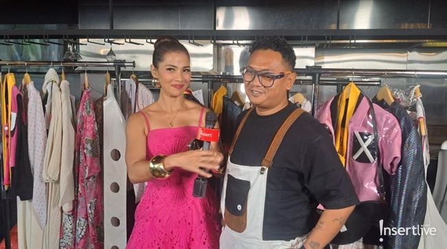 Sutardi Button Bawa Warna-warni Ekspresif di Bali Fashion Parade 2025