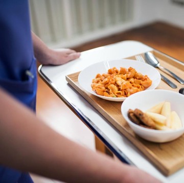 Wajib Tahu, Ini Daftar Makanan yang Boleh dan Tidak Boleh Dibawa ke Dalam Pesawat