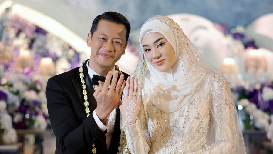 Clara Shinta dan Muhammad Alexander Assad resmi menikah&period;