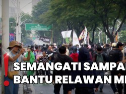 Denny Sumargo-Zaskia Mecca Beri Dukungan Pendemo di Gedung DPR