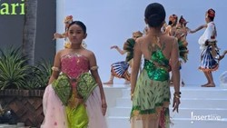img-title Intip Sajian Koleksi Memukau Desainer Bashundari Hardy di Bali Parade Fashion 2025