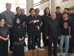 UGM Sampaikan Seruan Moral: Hentikan Anarkisme dan Kekerasan