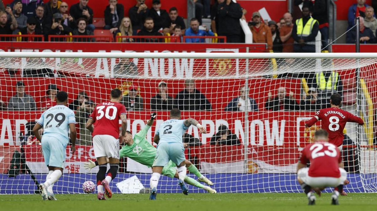 FOTO: Penalti Bruno Fernandes Kali Ini Masuk, MU pun Menang