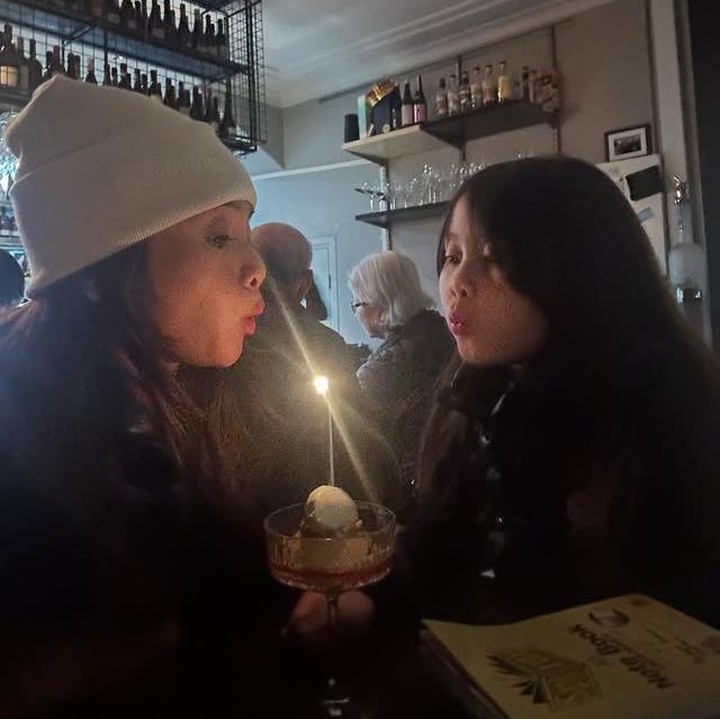 <p>Acha Septriasa baru saja merayakan ulang tahunnya yang ke-36 pada 1 September 2025. Perayaan tersebut terasa hangat karena ia memilih untuk menghabiskan waktu bersama putri semata wayangnya, Bridgia Kalina Kharisma, di Australia. Sejak berpisah dengan sang suami pada 19 Mei 2025 lalu, Acha yang sudah beberapa tahun menetap di Australia ini memang terlihat semakin dekat dengan putrinya. (Foto: Instagram @septriasaacha)</p>