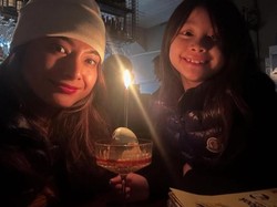 Jadi Single Mom, Ini 7 Potret Haru Acha Septriasa Rayakan Ultah Berdua Putri Semata Wayang