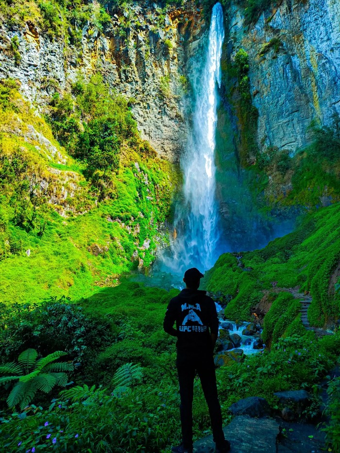 Air Terjun Sipiso-Piso. Berlokasi di Kabupaten Karo, Sumatera Utara/Foto: instagram.com/samuellll_ardeovaa