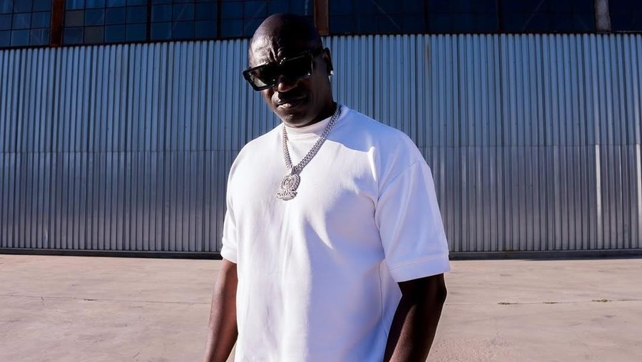 Akon Akon