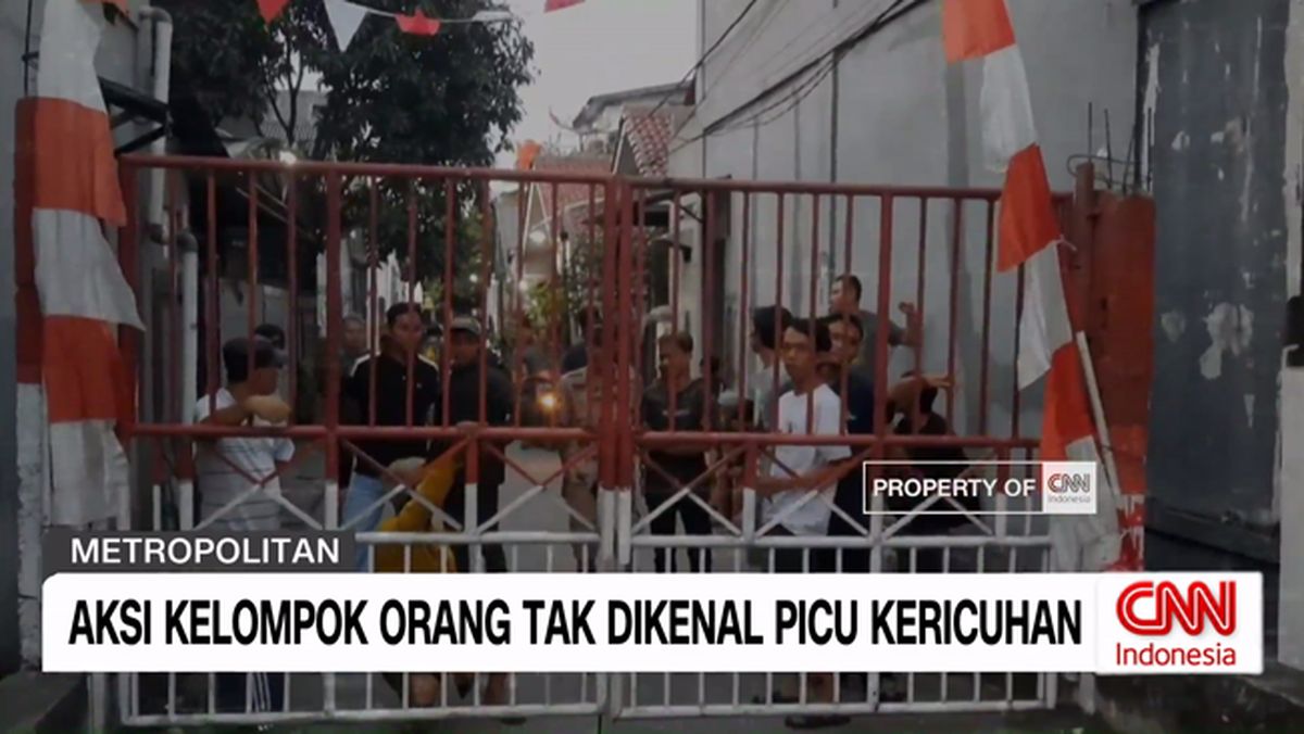 VIDEO: Kantor Polisi Diserang OTK di Bekasi, Pedagang Pilih Tutup